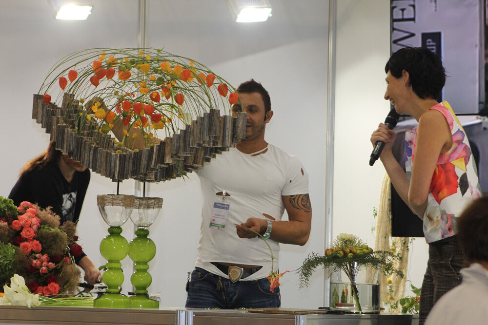 http://www.flowers-expo.ru/img/work/catalog/a_1851_518.jpg