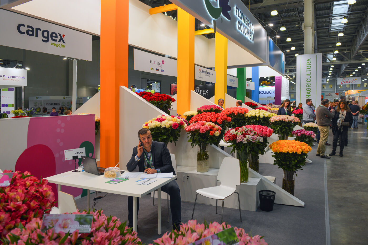 Выставки крокус март. Международная выставка ЦВЕТЫЭКСПО. ЦВЕТЫЭКСПО/FLOWERSEXPO. Выставка цветы. Выставка цветы Экспо.